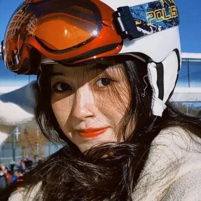 费家有女